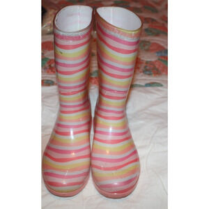 GIRLS UGG RAINBOOTS-SIZE 2/3